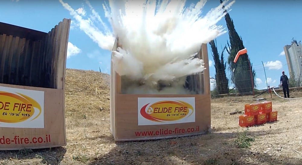 كرة اطفاء الحريق الرهيبة تعمل على اطفاء الحريق فور اندلاعه سهلة الاستخدام على جميع أفراد الأسرة - الصورة 2